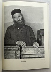 Roman Vishniac, Polish Jews 1975 photo book