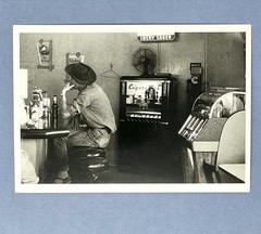 Dorothea Lange Art Photo Print Card – Cafe Near Pinole CA 1956 – Fotofolio 4”x6”