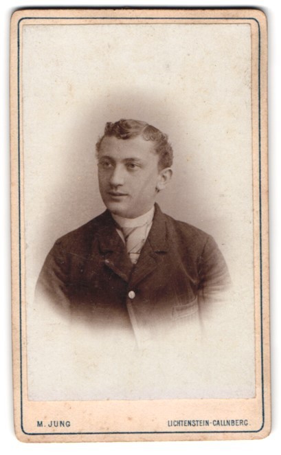 Photograph M. Jung, Lichtenstein-Callnberg, Schulgasse 175, portrait of a young