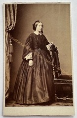 orig. CDV photo photograph woman lady picture old fashion around 1860 nobility