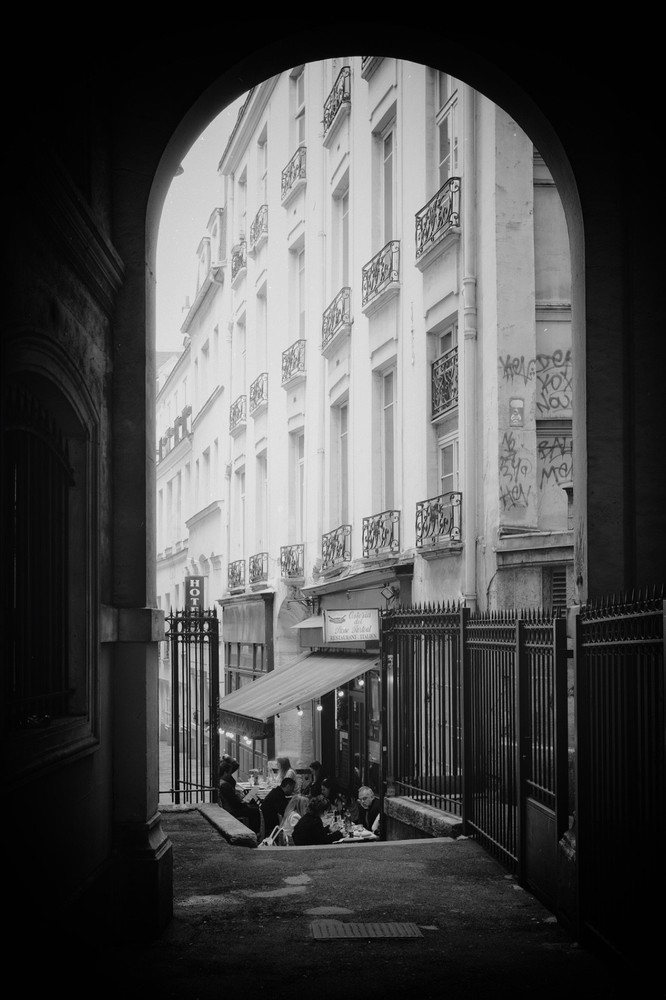 Fine Art Photography – 4×6, 8×12, or 13×19 – Paris, France Street