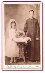Photograph Joh. Bichler, Steyr, priest to his primiz with primiz bride and