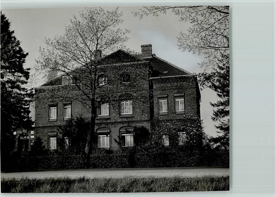 40137625 – 4836 Herzebrock Trees in Front of the House Photo 12×14 cm