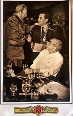 83×54 cm vintage – Fidel Castro, G. Garcia Marquez – Cigars, Hombre Habano Award