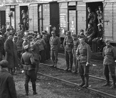 Polish soldiers fleeing from Nazis and Communists in Hungary World War II, by Sz