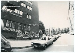 G883 Foto 80er Berlin Street Art Graffiti Punk Punks Signiert Künstler – Foto