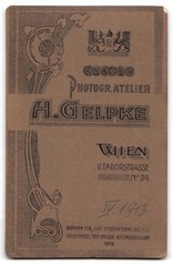 Photograph H. Gelpke, Vienna, Taborstrasse 24, young lady with middle parting in e