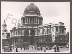 Photo England London St Paul’s Cathedral People Cars 1959 Car