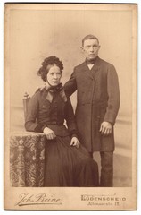 Photograph Joh. Legs, Lüdenscheid, Altenaerstr. 12, Elegant Pair With Serious