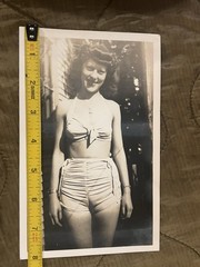 Vintage WW2 / 1940s Pretty Young Sexy Confident Woman / Pinup Photo – Cameltoe