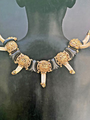 Assouline Art Photography Unexpected Creations, Rolf von Bueren Thai jeweler