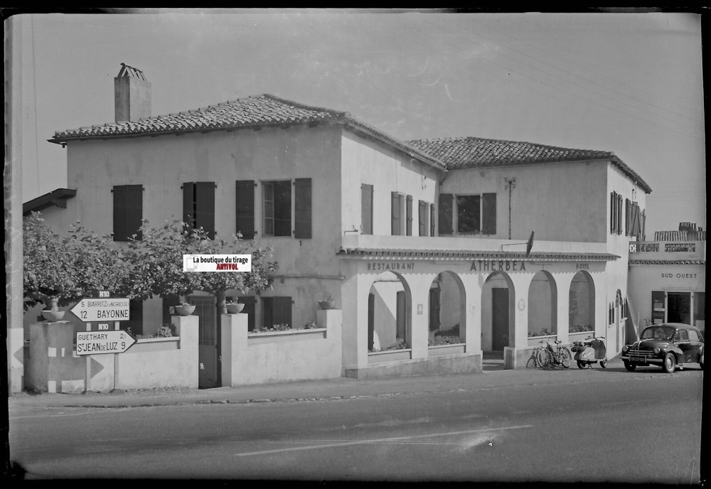 Bidart Atherbea, Vintage Glass Photo Plate, Black & White Negative 10X15 CM