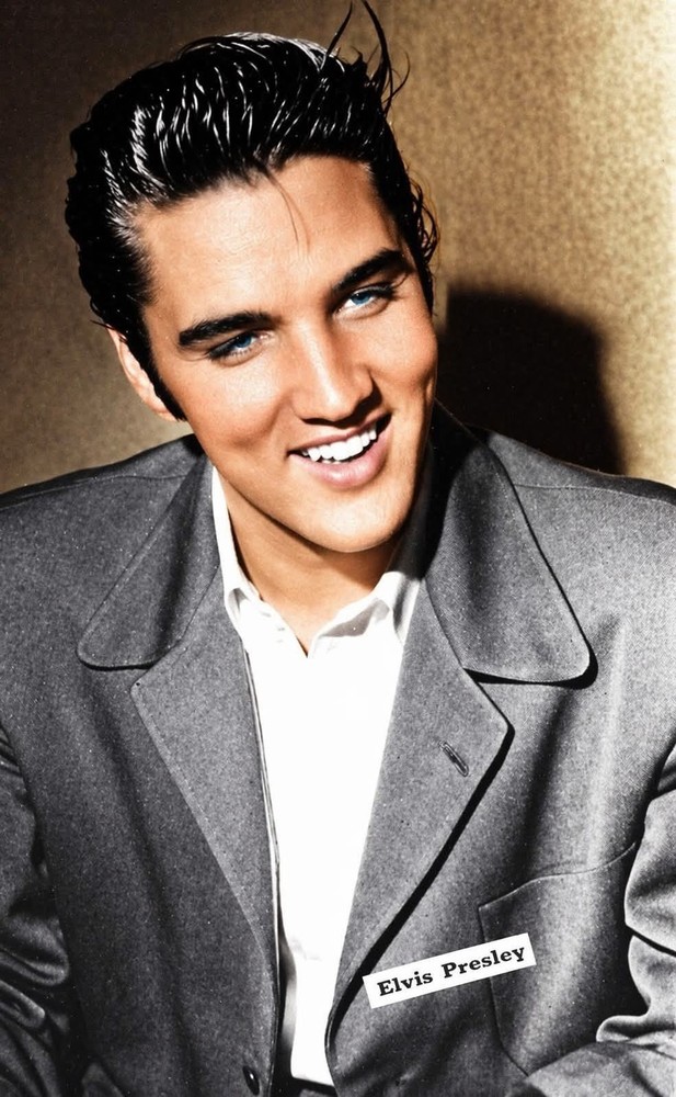 ELVIS PRESLEY 8×10 Original Photo Iconic Portrait Collectible Memorabilia rock