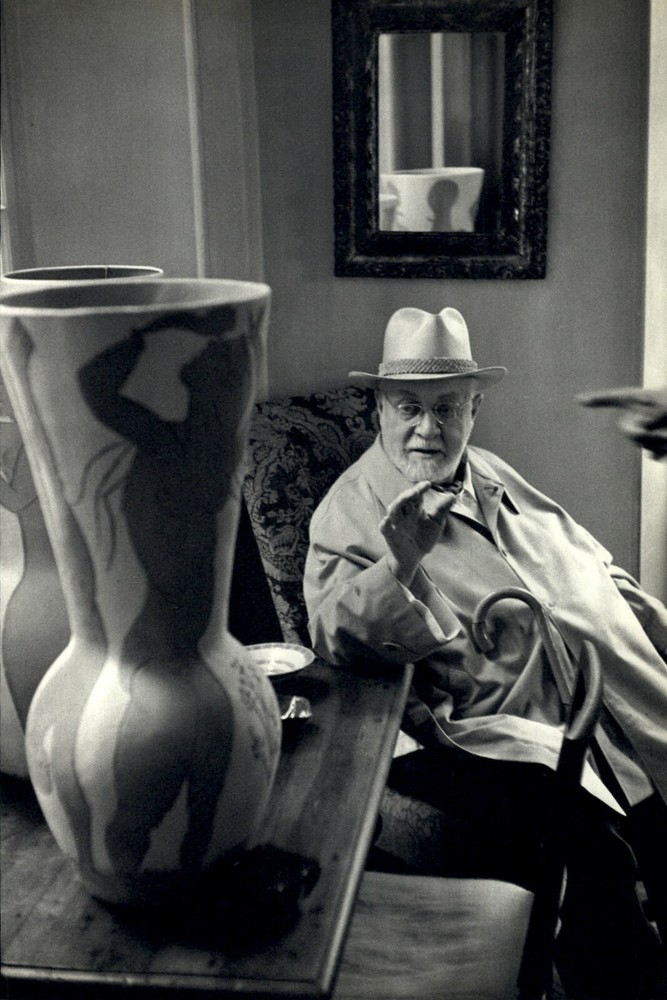 1952 Henri Cartier Bresson Matisse Portrait Viewing Picasso Vases 1952 Art Photo