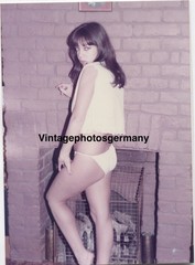 Z6343 Photo 1970s Artistic Nude Pretty Woman