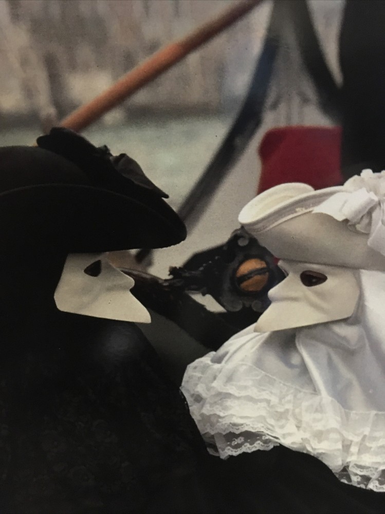 Classic Fulvio Roiter Photograph of Couple in venezia maschere di carnevale