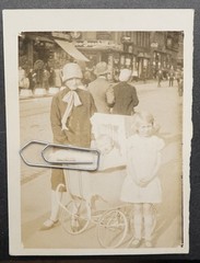 Photo portrait woman mother pram view advertising Berlin Oberhausen hat house