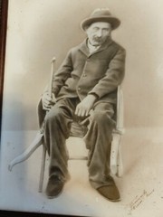 Photos Vintage The Armchair With Three Legs Studio Fernand Saint Ouen Paris