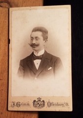 Man with beard & pinch portrait/CDV J. Grimm Offenburg i. B.