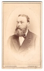 Photograph A. & G. Taylor, London, Regent Street 153, Portrait of a Gentleman with