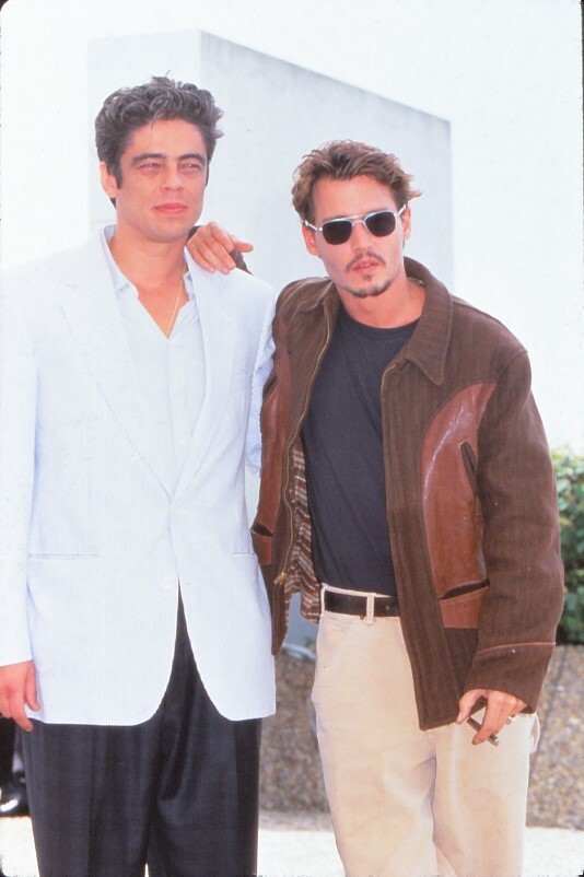 Dia Johnny Depp and Benicio Del Toro 1998 KB Format Photographer P8-5-5-1