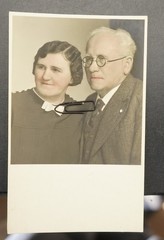 Photo portrait man woman politician color colored WW2 glasses model order Linz Pk