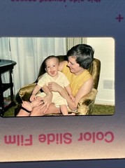 Lot Of 36 1970’s Family Summer Fun Tulips Kids Amateur 35mm Color Slides