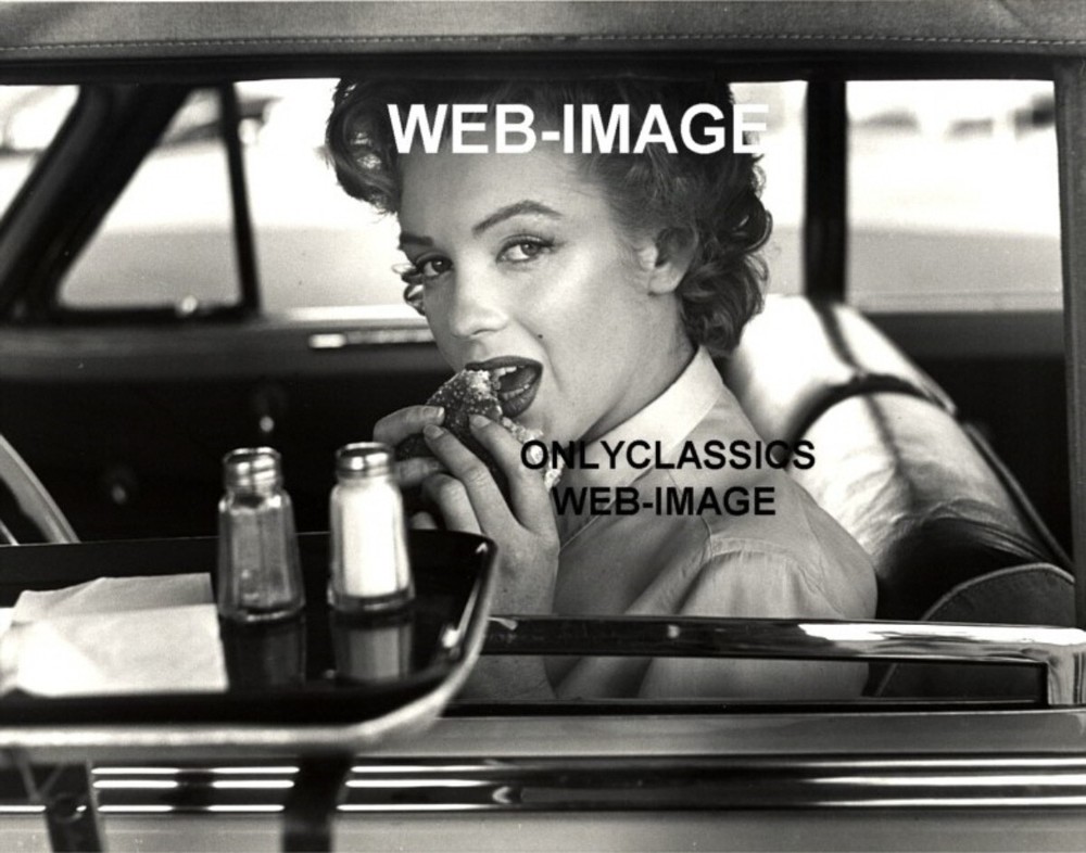 1952 SEXY MARILYN MONROE IN HER CADILLAC CONVERTIBLE CAR 11X14 PHOTO HALSMAN