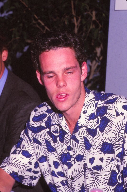 Dia Kevin Dillon Celebrity Photo Agency 1992 KB Format Photographer P6-23-5-2