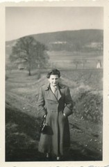 Old black photo pretty woman approx. 6 x 9 cm collection resolution al4968h