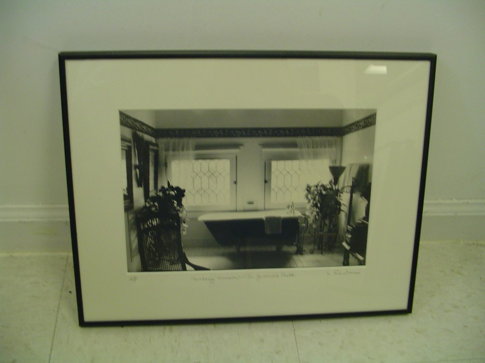 ART PHOTOGRAPHY Bathtub in Mansion B&W by L Santucci Wood Frames 13x16in