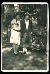 1930 – Pretty Girl with Pigtails Next to NSU Motorcycle – 1930s – Photo 6x8cm