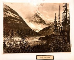 9.5 x 7.5 Mount Columbia Black and White Photography Print On Wood Board