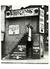 Walker Evans – Photo Studio New York 1934 Fotofolio Art Card 2000