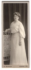 Photograph C. Hartmann, Ilmenau i. Th., portrait young woman Cläre Lauert in white