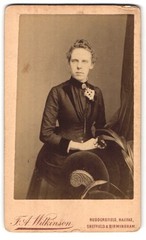 Photograph F.A. Wilkinson, Halifax, 20 Fitz William Street, Elegant Woman in So