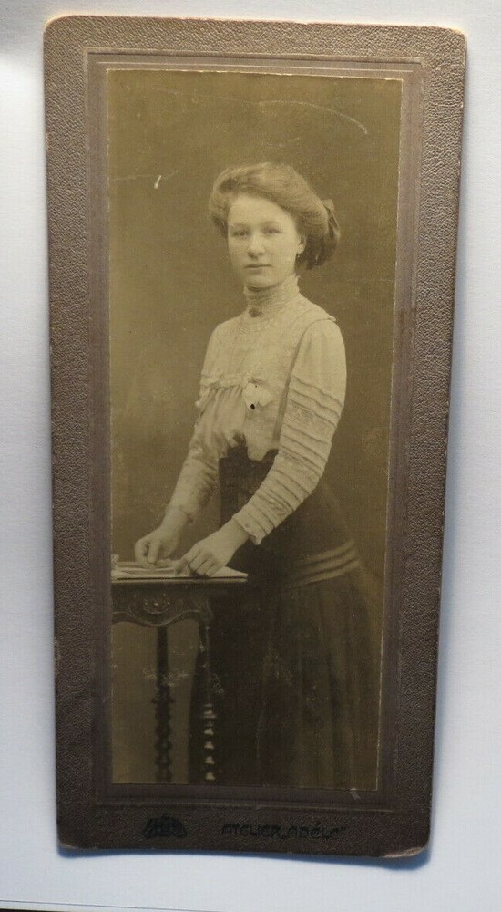 Pink Veryig Schrig? b. Dauda – born 1893 / KAB studio Adele Vienna – 1911