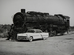 Locomotive Engine 389 Car Camparison Photograph 8×10 Vtg 1950s Railroad Railway