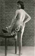 Photo pretty young woman nude art photographer unique around 1960 x175