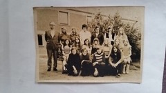 Photo large format 27 school class circa 1970s approx 13x18cm