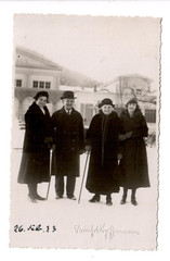 13868-Photo postcard * family memory (Bothe) 1933 winter * dedication