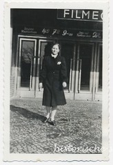 Vor dem Kino – Filme Werbung Uhrmacher Stadt – LOT 3x Altes Foto 1930er 1940er