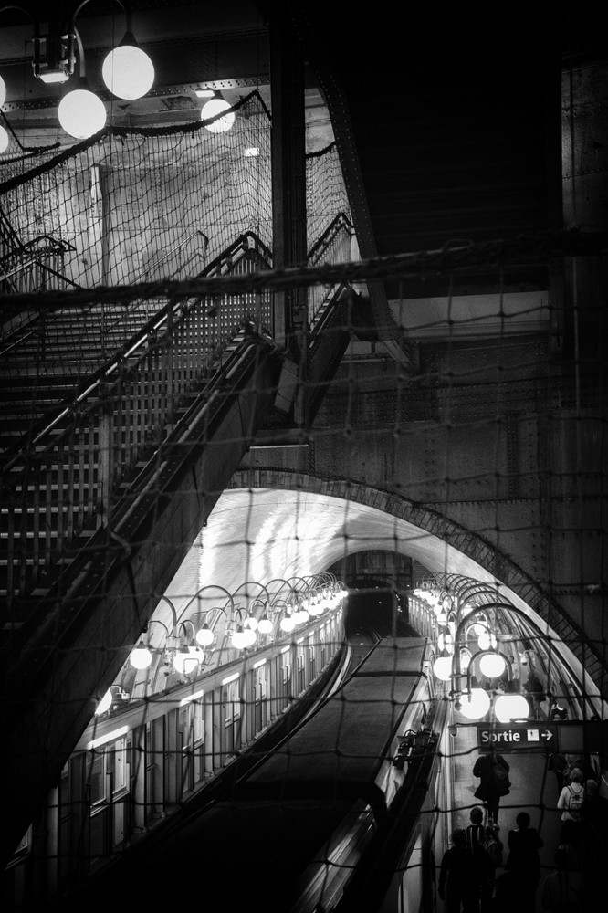 Fine Art Photography – 4×6, 8×12, or 13×19 – Paris, France Street