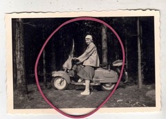 PHOTO PHOTO OLD MOTORCYCLE SCOOTER VESPA
