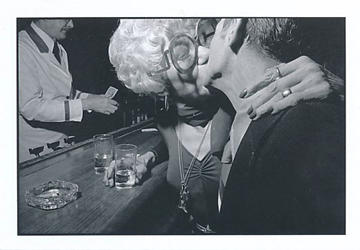 Mary Ellen MARK, 7, «Kissing..», Postcard, Postcard
