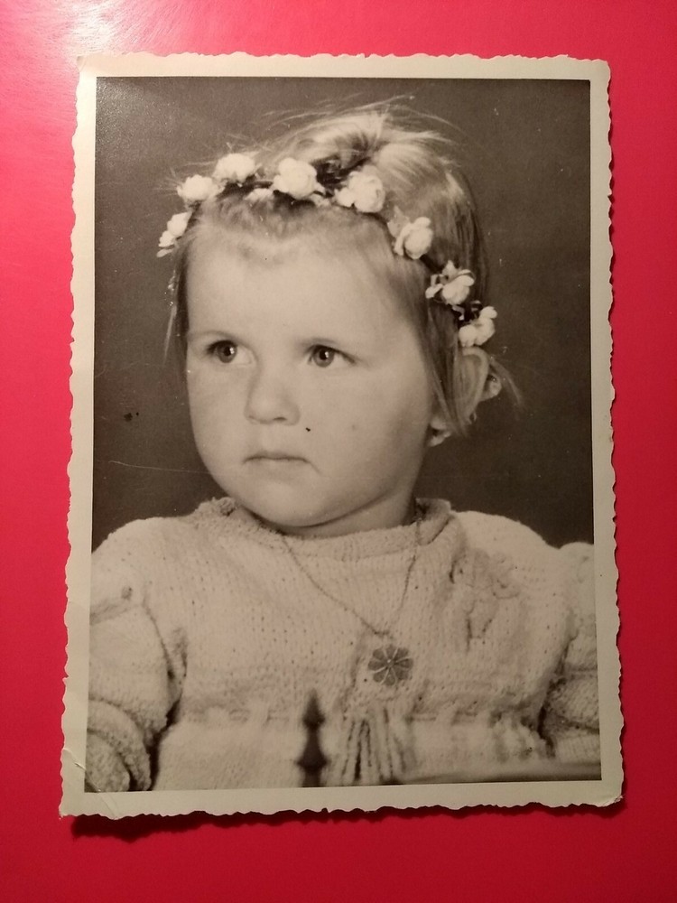 Alt Foto Portrait Mädchen Girls Mode Fashion Beauty nice old Photo flowers 1948