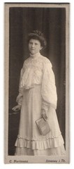 Photograph C. Hartmann, Ilmenau / Thuringia, pretty woman in white dress with B