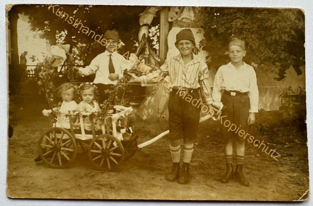 orig. Photo postcard photography child children around 1930