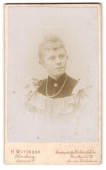 Photograph H. Wittrock, Hamburg, Speersort 5, young lady in pretty dress