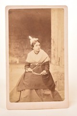 Business card, CDV, albumen paper, Jeune fille, E. Neurdein, Paris